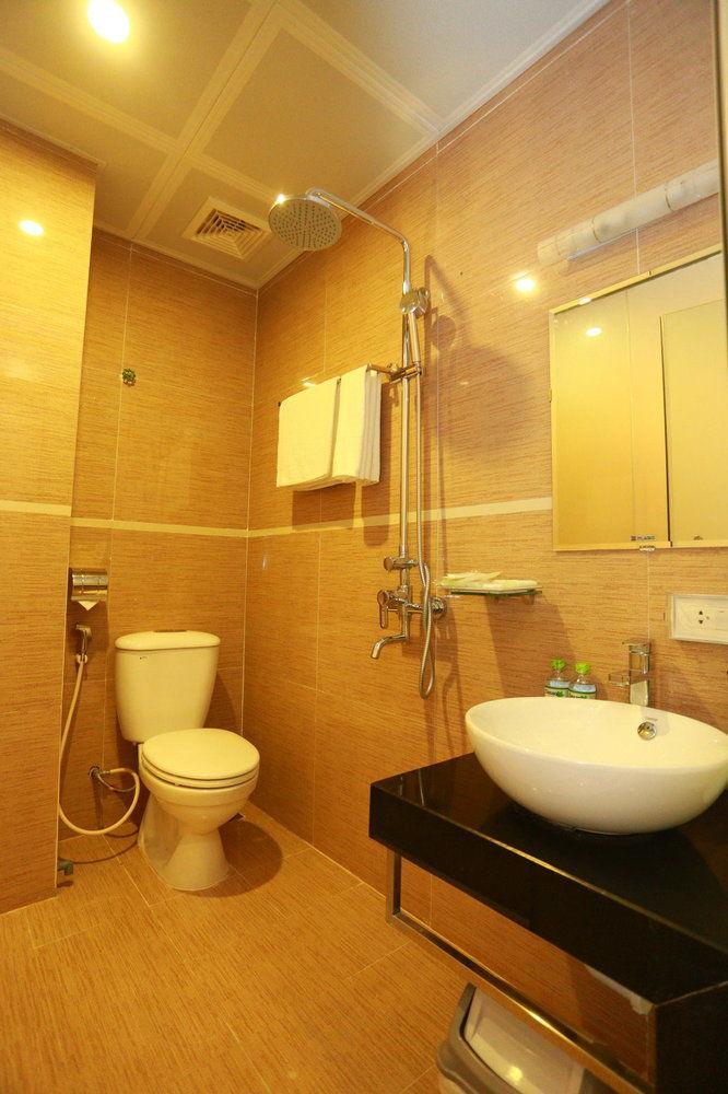 Oyo 210 Saki Hotel Hanoi Kültér fotó