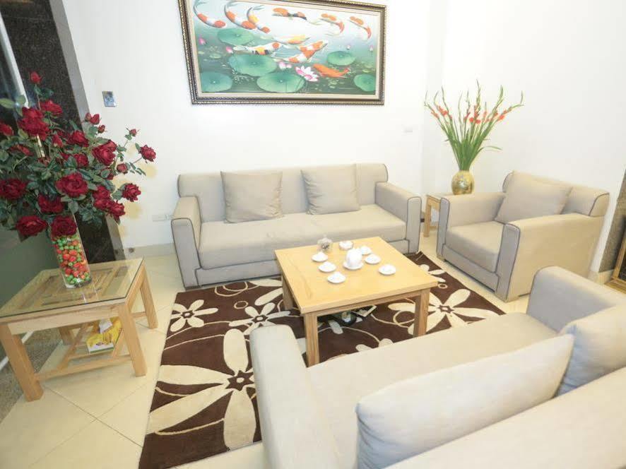 Oyo 210 Saki Hotel Hanoi Kültér fotó