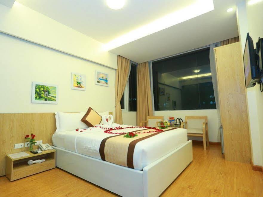Oyo 210 Saki Hotel Hanoi Kültér fotó