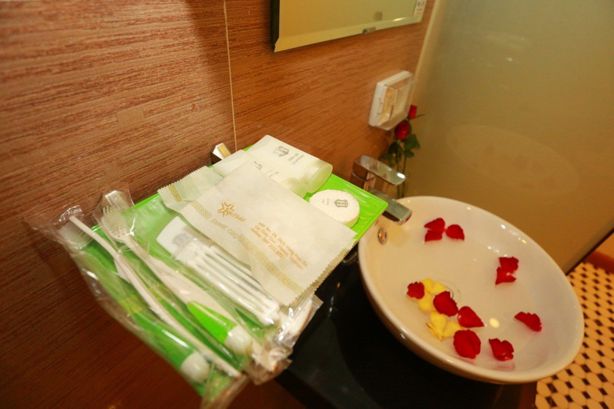 Oyo 210 Saki Hotel Hanoi Kültér fotó