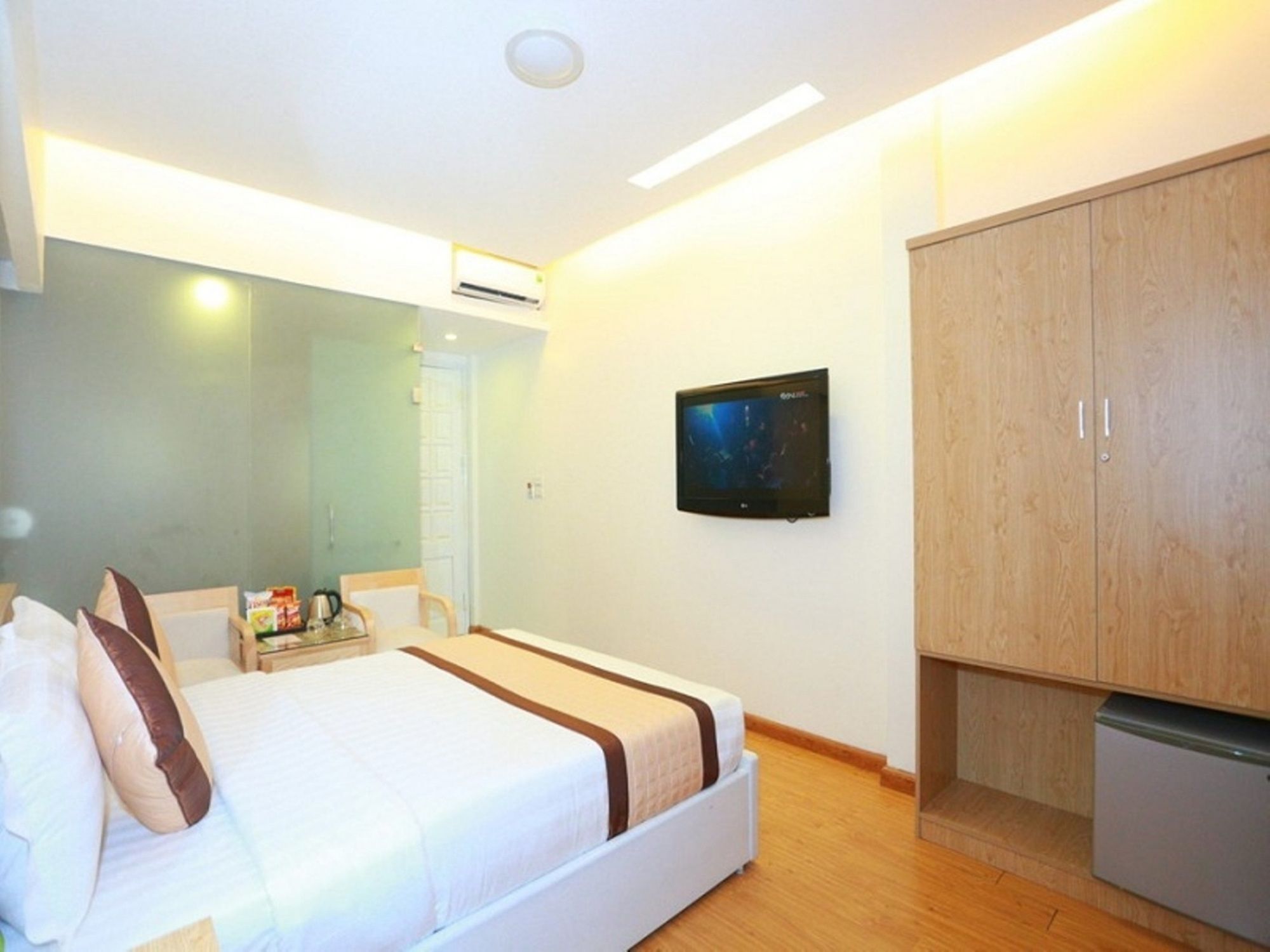 Oyo 210 Saki Hotel Hanoi Kültér fotó